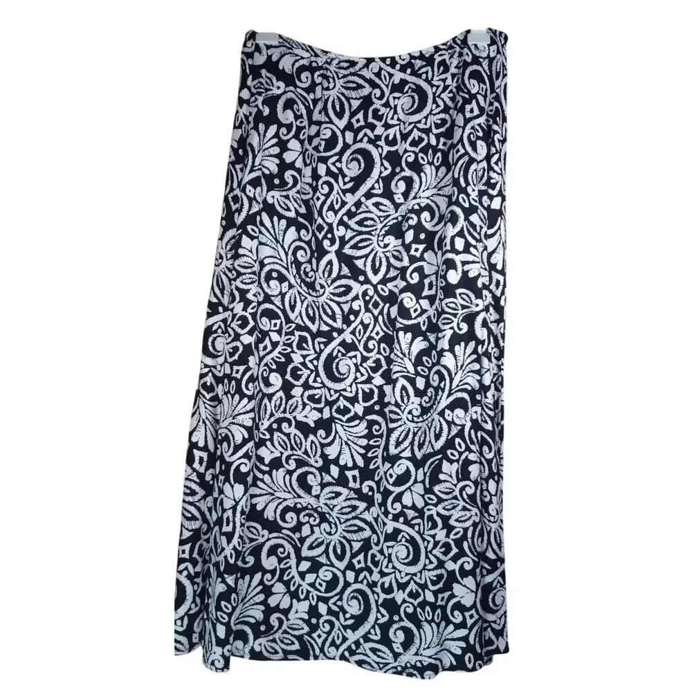 Croft & Barrow Size 8 Black and White Floral Paisley Midi A-Line Skirt Fairycore